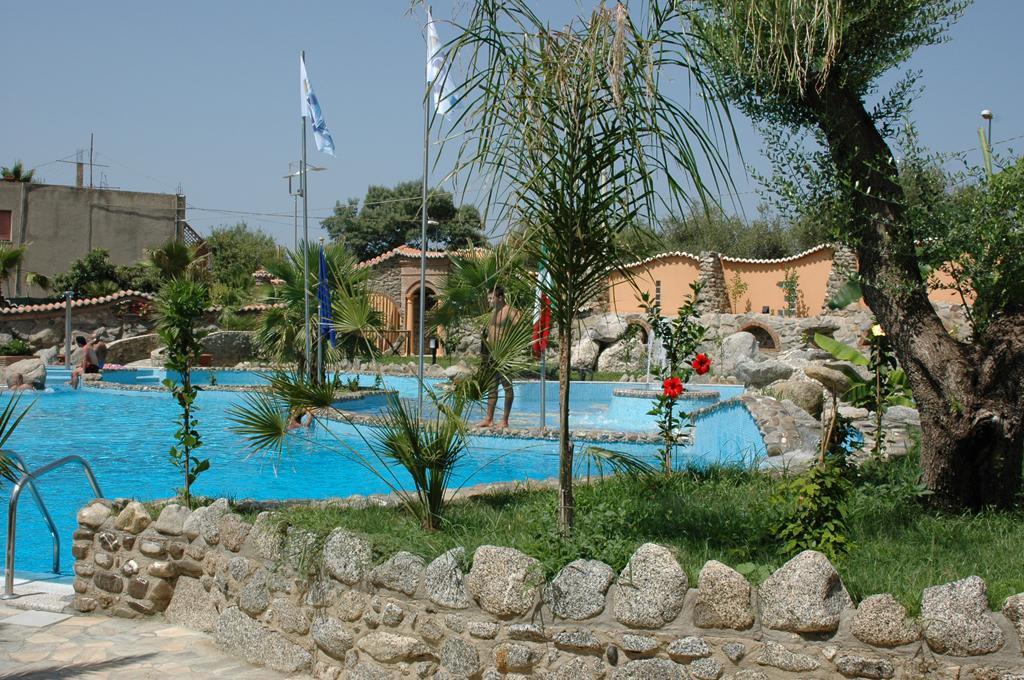 Joppolo Cliffs Hotel מראה חיצוני תמונה