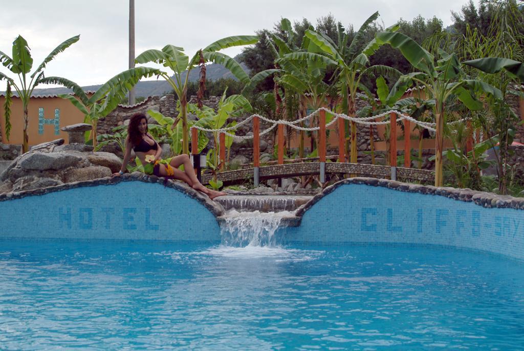 Joppolo Cliffs Hotel מראה חיצוני תמונה