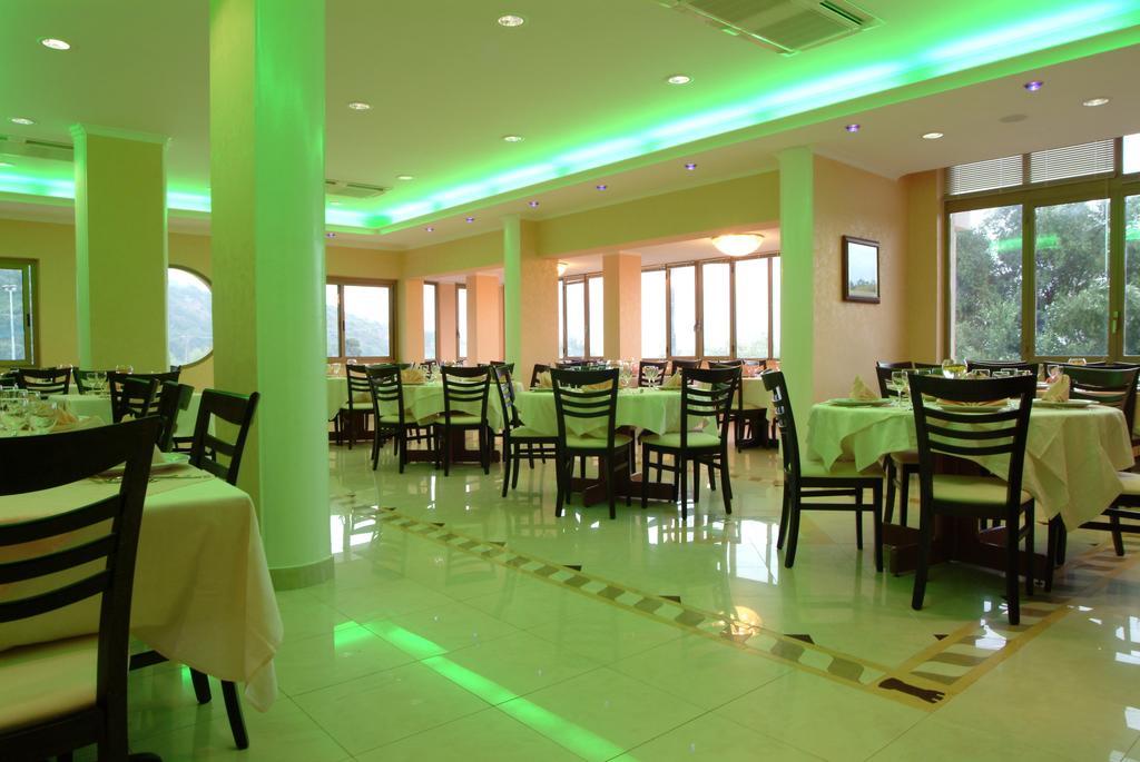 Joppolo Cliffs Hotel מראה חיצוני תמונה