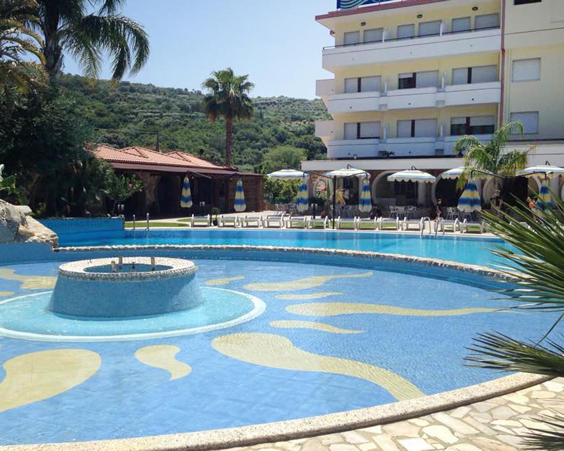 Joppolo Cliffs Hotel מראה חיצוני תמונה