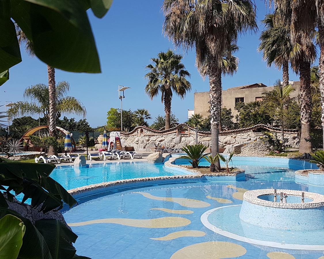 Joppolo Cliffs Hotel מראה חיצוני תמונה