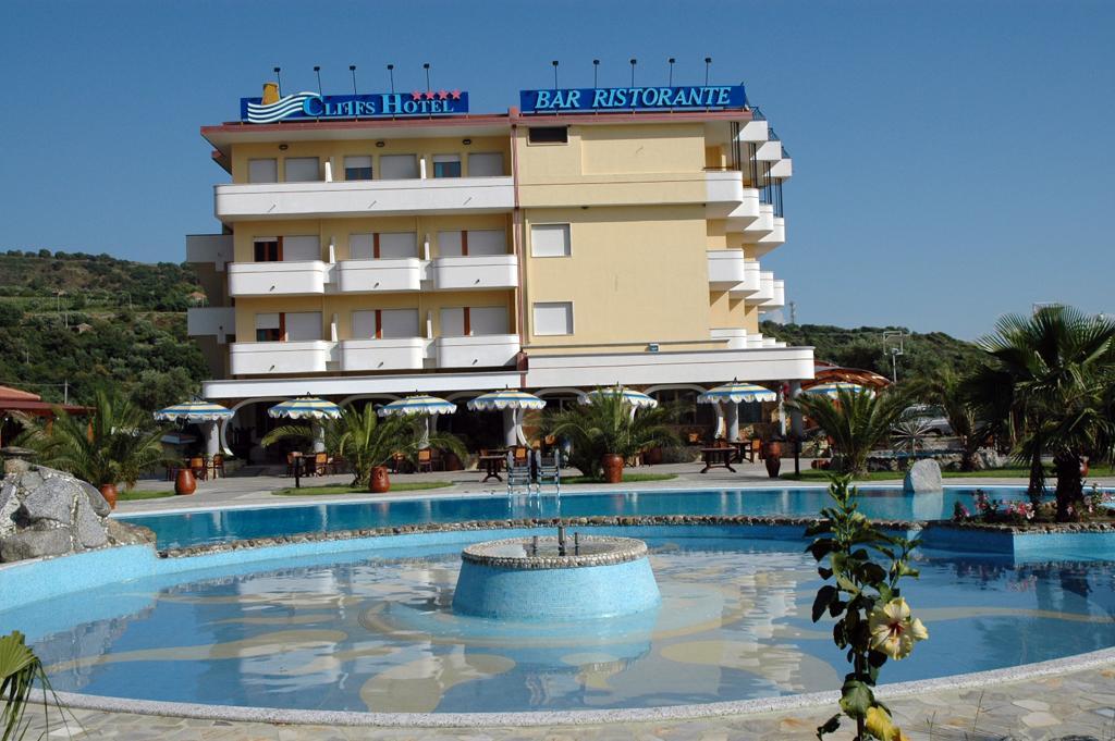 Joppolo Cliffs Hotel מראה חיצוני תמונה